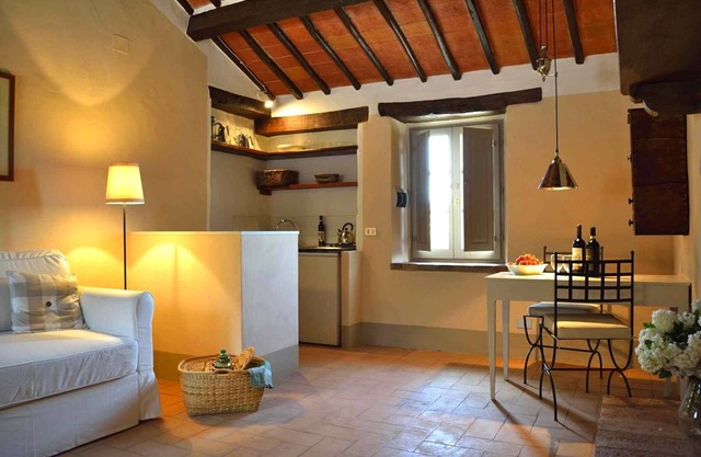 Umbria -Charming apartment at Castello di Montegiove