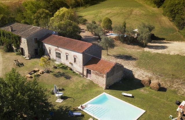 UMBRIA COUNTRY HOUSE CLOSE TO ROME! PODERE SAN DONATO WIFI FREE