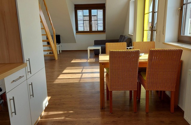 Umgebung Volkacher Mainschleife - Modernes Galerie-Appartement mit Balkon & Wohnküche