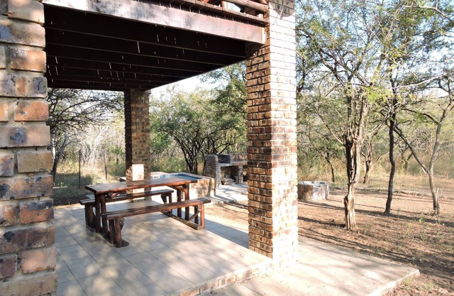 Umvangazi Rest - Enjoy a relaxing, rejuvenating and peaceful setting in the bush