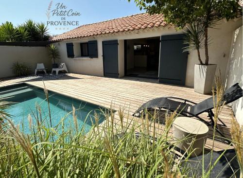 Un Petit Coin de Provence - Istres - Maison Contemporaine Avec Piscine Privée Chauffée, Entre Plages Et Provence, Borne 11 kW