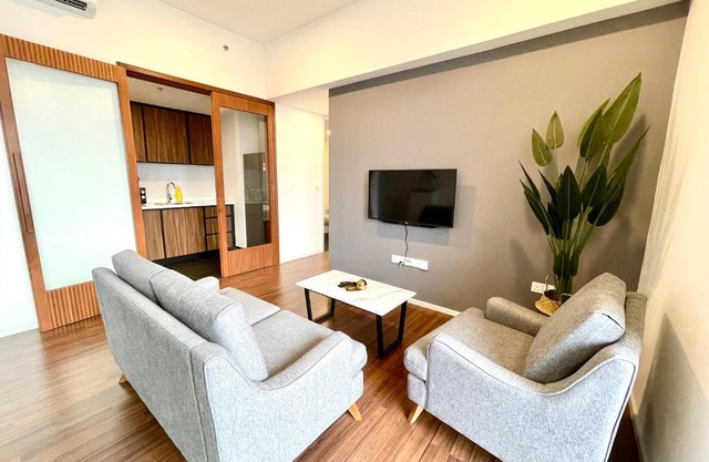 UNA Serviced Apartment by Moka