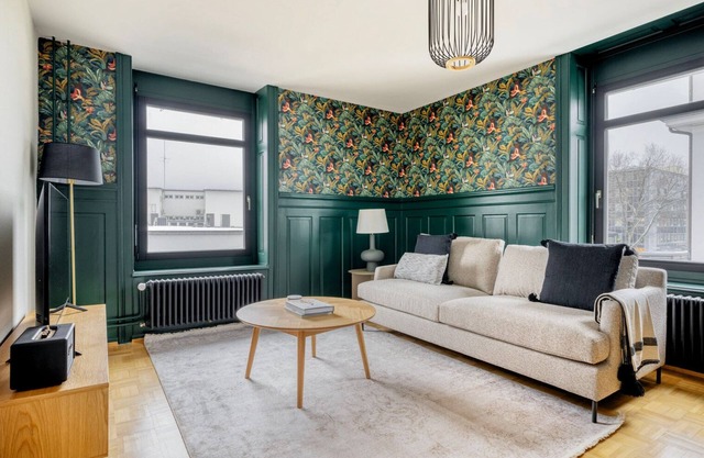 Unbelievable Hard 1BR w/Common W/D, steps to Supermarket, by Blueground