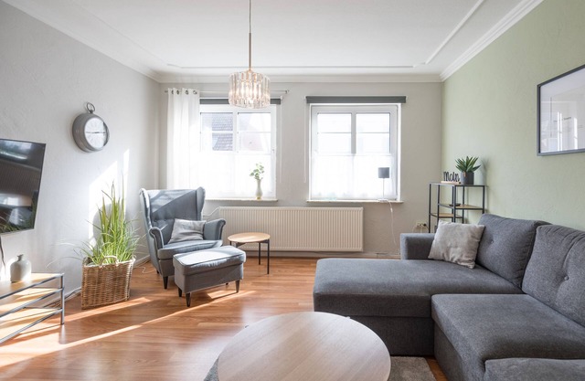 Uncle Theodor vacation apartment in Husum for up to 4 people