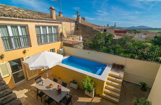 UNIO 36 - Wonderful house in the center of the island with private pool. Free WIFI.