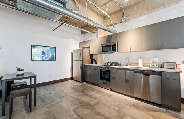 Unique Dallas Loft Apartment