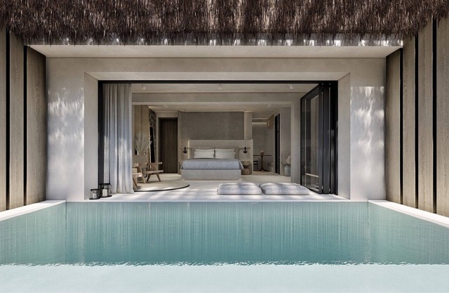 Unique Design Suite with Breakfast - next to the Beach - Adults Only