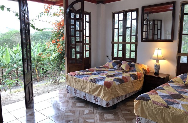 Unique Farm house in Canoa Beach