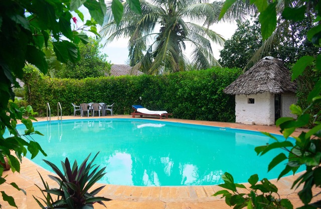 Unique Hideaway Cottage Aircon~Pool~Barbecue