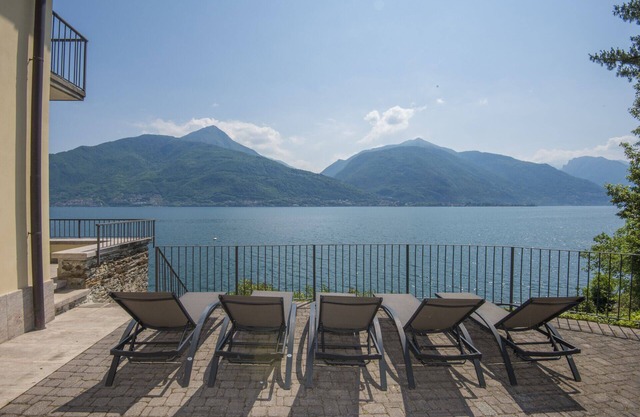 Unique Lakefront Villa On Lake Como! Ideal for a family or a group of friends