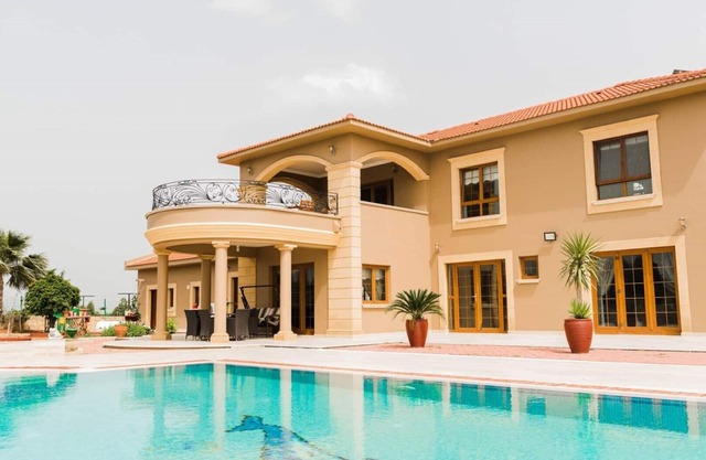 Unique Private Getaway Villa with pool