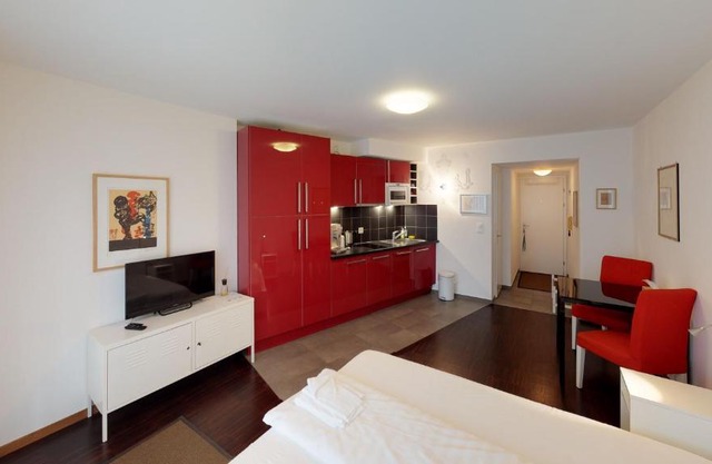 Unique Serviced Living @ Basel SBB station