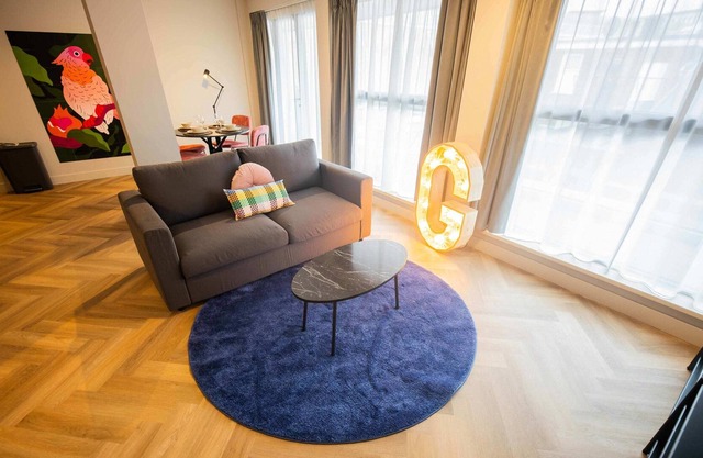 Unique Serviced Studio Apartment (KS71-U)