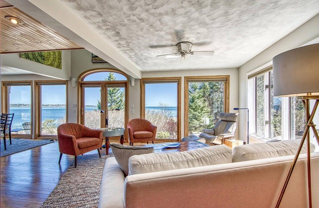 Unique style, local flare & open concept oceanside home near Schoodic Peninsula!