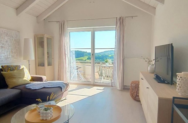 Unique vacation apartment (90sqm) in a quiet location with east and south-facing balconies and Finnish sauna