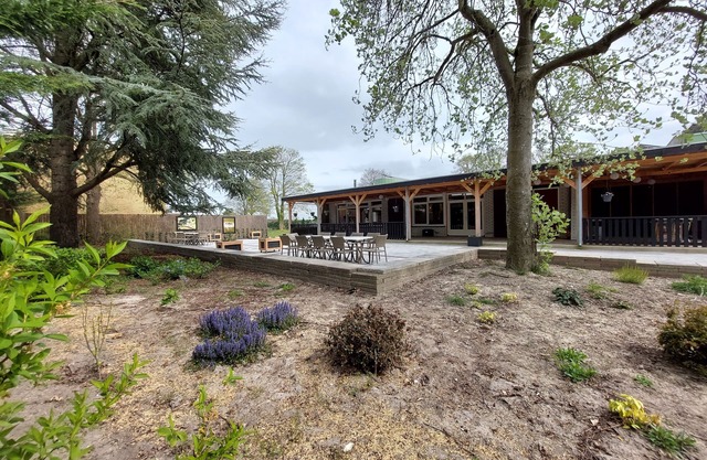 Unique vacation home with gym near forest & lake