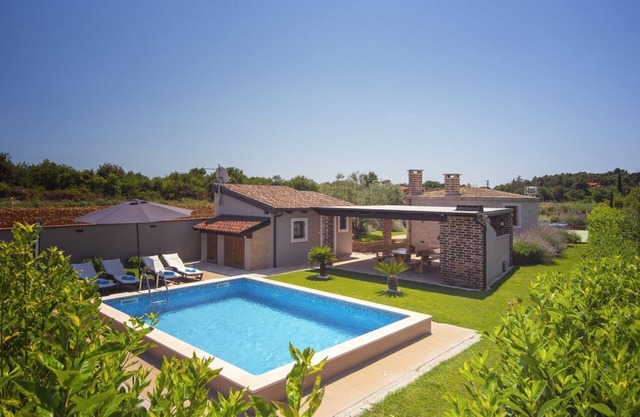 Unique villa near Fažana with private pool