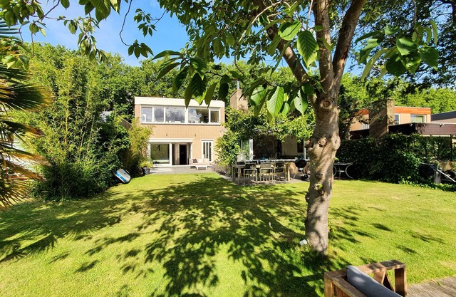 Unique Villa With Fantastic View Over the Water