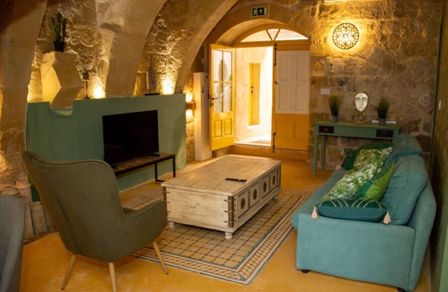 Unique Village Hideaway