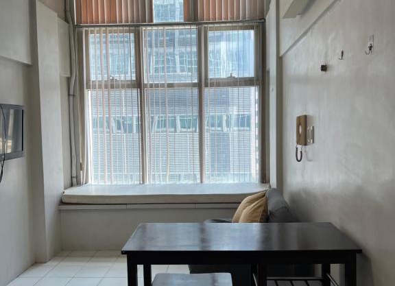 unit 1827 Eton Emerald Loft ortigas , pasig city