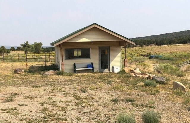 Unit 70 Hunting Cabin