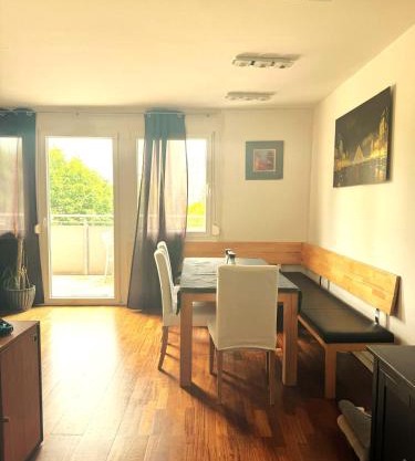 University Messe Apartment