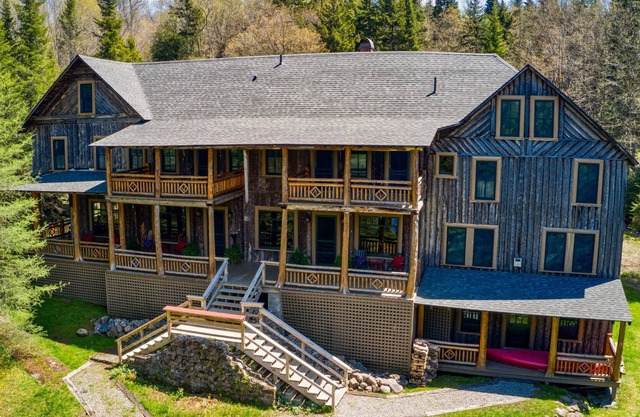 Unparalleled and Historical Lodge on Twitchell Lake