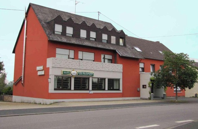 "Unter den Kastanien"