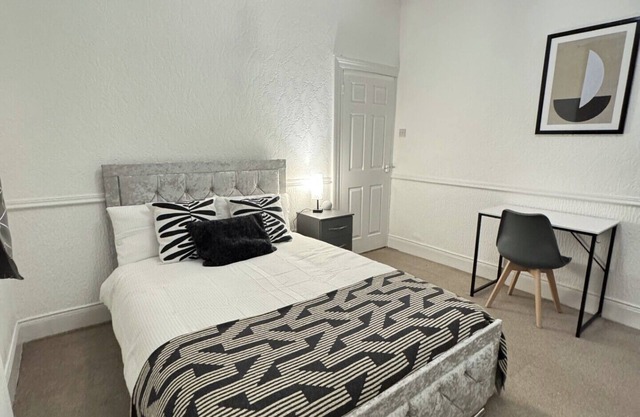 Unwind at Hebburn House-Your Serene Retreat Awaits
