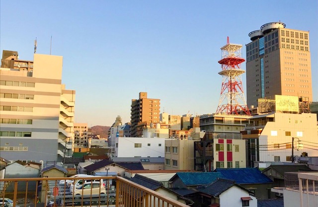 Up to 3 people can pay a fixed amount of 6 people.8 minutes walk from Okayama station!Spacious rooms with good facilities and good access to sightseeing in Okayama and Kurashiki!For long-term business trip