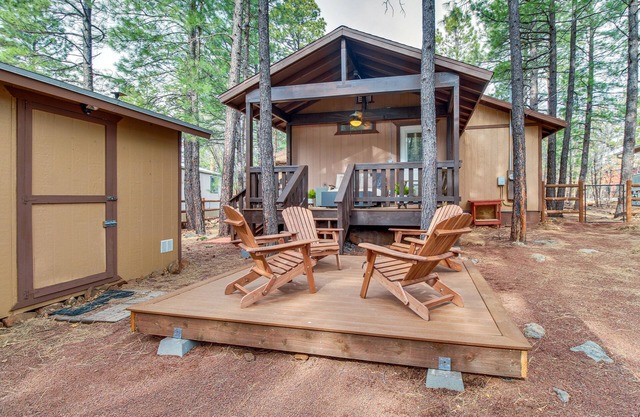 Updated Deck & Fireside Table: Pinetop Cottage