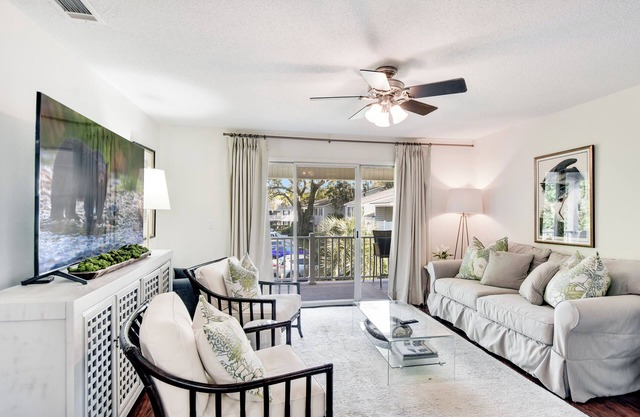 Updated one bedroom condo in Ocean Walk w/washer and dryer!