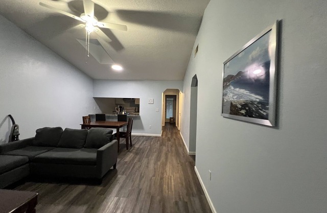 Upgraded 1/1 Townhouse Near FAMU FSU w/Backyard