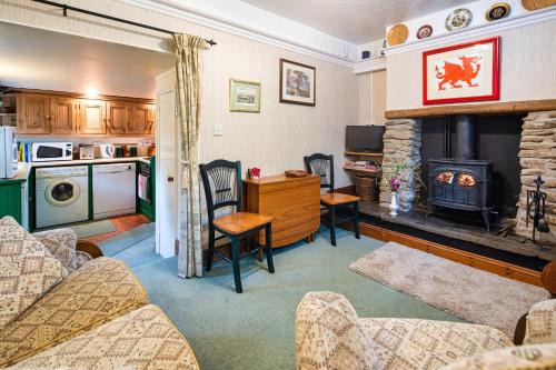 Upper Cottage Newcastle Emlyn