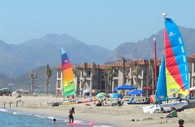 Upscale Bahía Delfín Beach Condominium, none minute walk to the beach