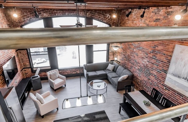Upscale City Apartment Signature Location