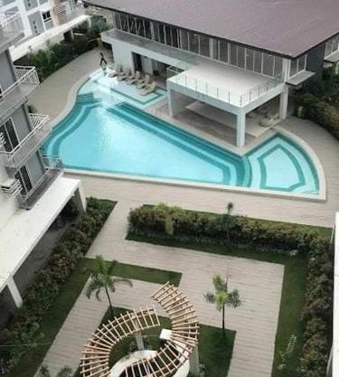 Upscale Condo with High Speed Internet, Mivesa Residences
