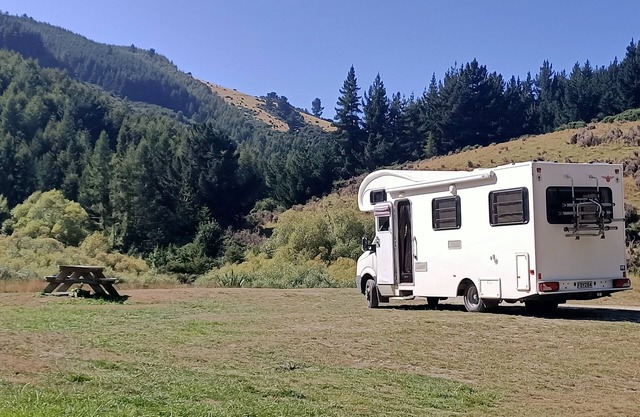 Upto 6 Berth Motorhome, parked and ready for an amazing relaxing few days away.