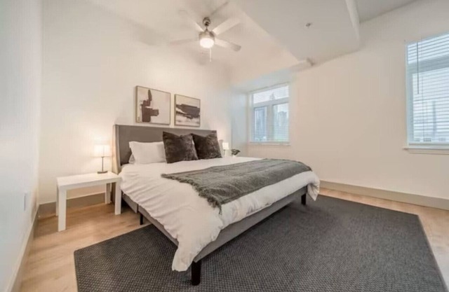 Uptown 3BR | 4 King Beds, Balcony, Near Stadiums