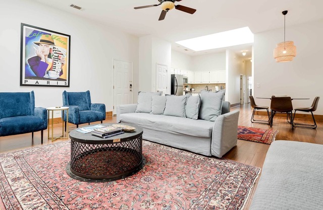 Uptown Columbus Apartment ~ 10 Mi to Fort Moore!