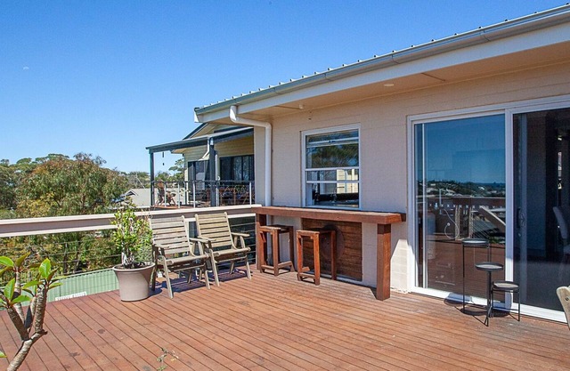 Uralla- 17 Sinclair St - Holiday House with all the extras