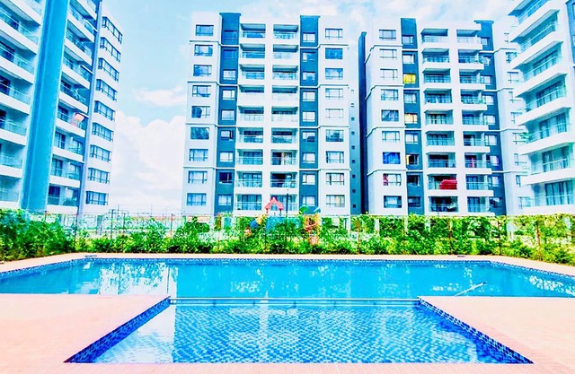 Urban Homes-Two Bedroom Near JKIA with pool, Gym, and Wi-Fi