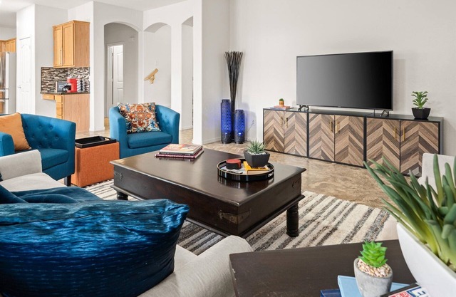 Urban Living in Glendale AZ, 4 Miles from Westgate!