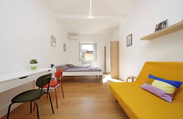 Urban Retreat Pigneto Rome - Comfortable Apartment with Courtyard in Rome
