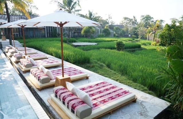 Urban Suite room include breakfast 2 minutes walk to beach
