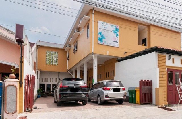 Urbanview Hotel Nisura Homestay Medan by RedDoorz