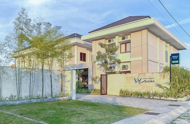 Urbanview Syariah Wisma Annisa Palangkaraya by RedDoorz