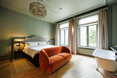 Uylenhof Hotel