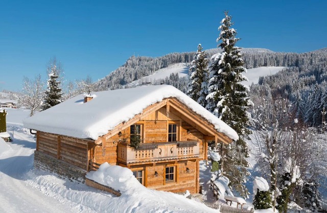 Vacation home for 8 guests with 140m² in Sankt Martin am Tennengebirge (270558)