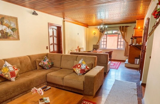 V.H.L Home